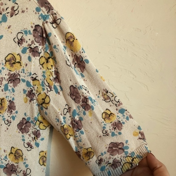 ASOS Darling Ditzy Floral Artsy Neutral Short Sleeve Cardigan - Picture 3 of 8